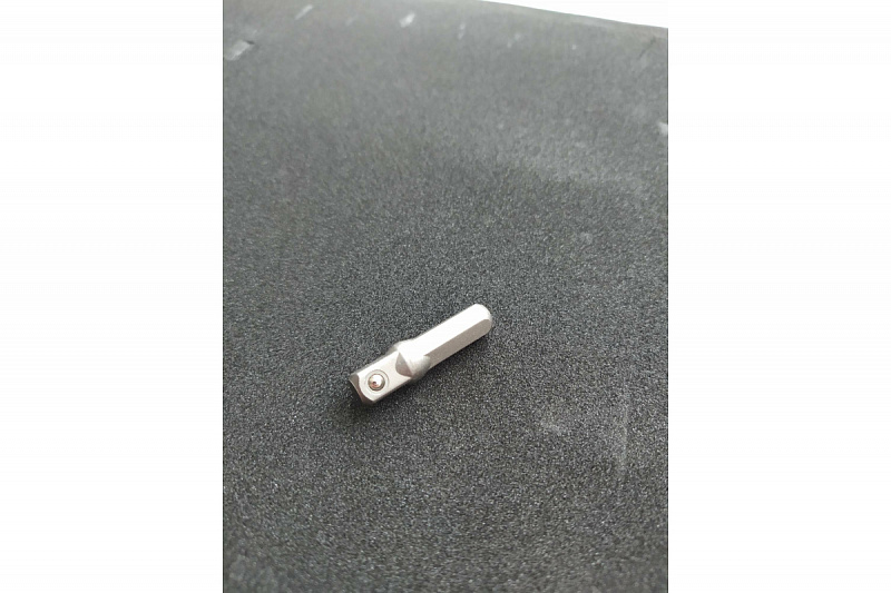 8092230 Бита адаптор 1/4" 6-гран. х 1/4" 4-гран. L=30мм. FORCE 4