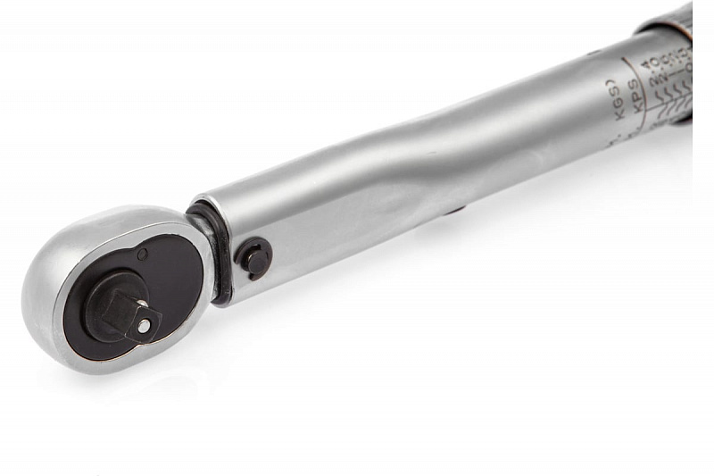 690002 Ключ динамометрический 1/4" 2-24 Nm в кейсе  Дело техники  2