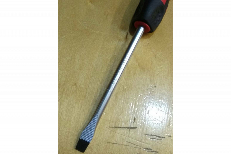 JTC-7609 Отвертка шлицевая SL6.5 x 100мм. JTC  4