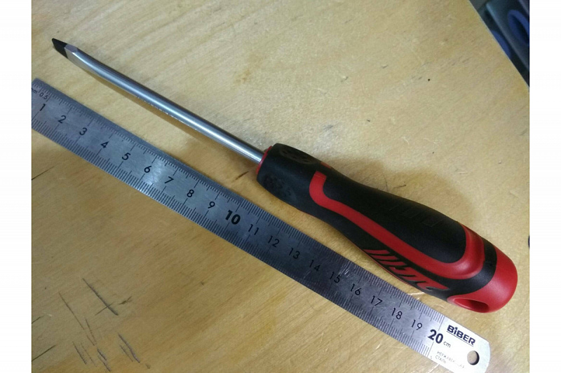 JTC-7609 Отвертка шлицевая SL6.5 x 100мм. JTC  3