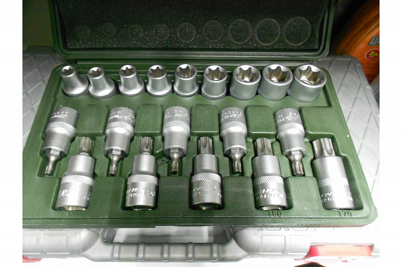 623719 Набор головок Е и головок со вставкой TORX 1/2" 19пр.  Дело техники 3